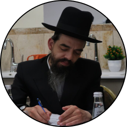 Headshot of Harav Naftoli Gross